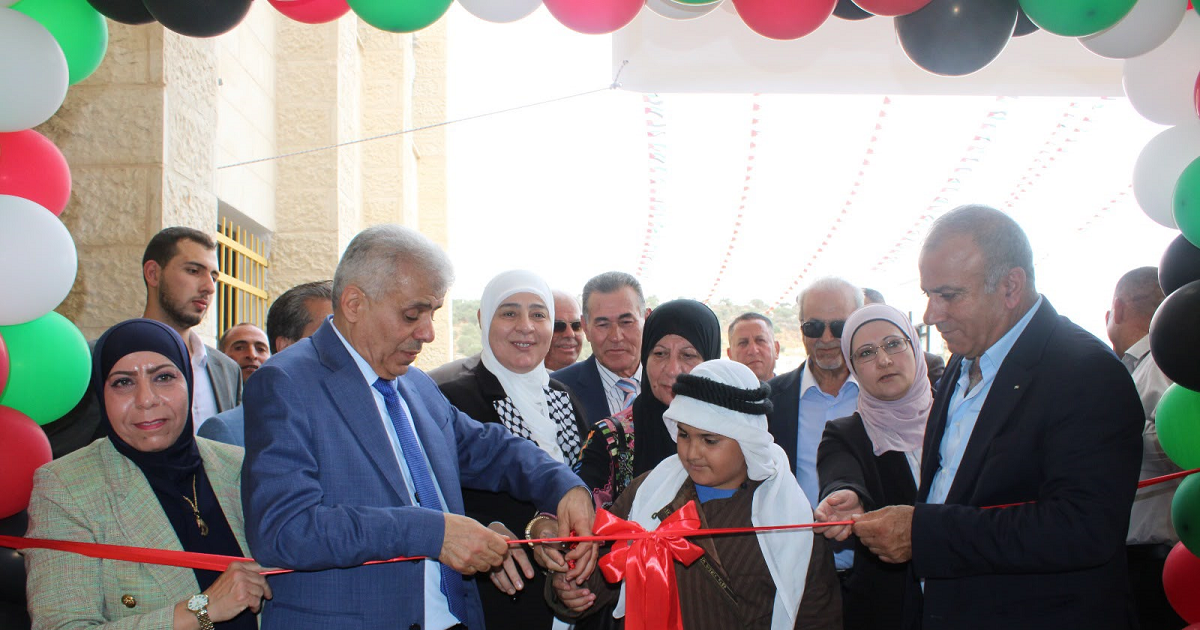 "التربية" تفتتح مدرسة جودت عايش البرغوثي في قرية كفر عين
